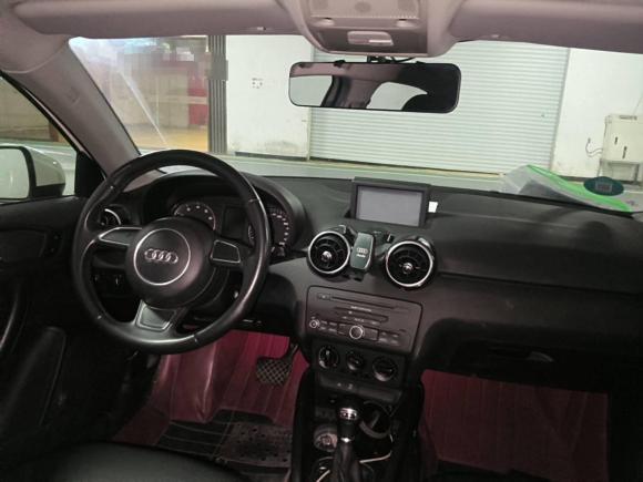 [济南·鲁A] 二手奥迪奥迪A12014款 30 TFSI Sportback时尚型