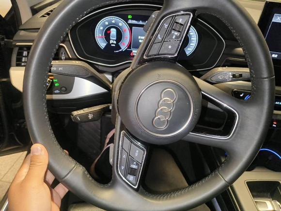 [上海·沪E] 二手奥迪奥迪A4L2020款 40 TFSI 豪华动感型