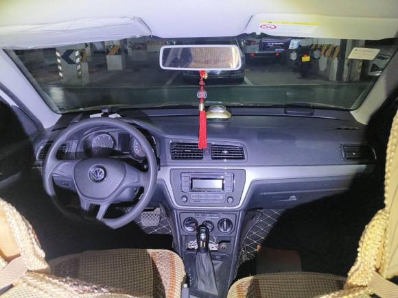 [成都·川A] 二手大众朗逸2015款 1.6L 自动风尚版