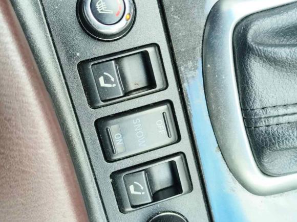 [上海·沪B] 二手英菲尼迪英菲尼迪QX502013款 2.5L 两驱优雅版