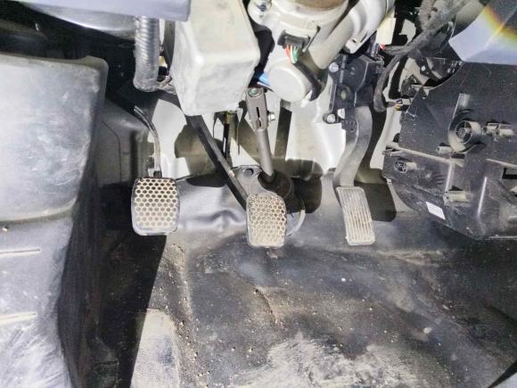 [义乌·浙G] 二手金杯金杯金卡S32022款 1.6L栏板车双排标准型2.35米SWD16MS