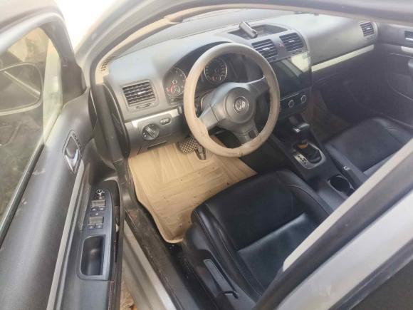 [济南·鲁A] 二手大众速腾2011款 1.6L 自动时尚型