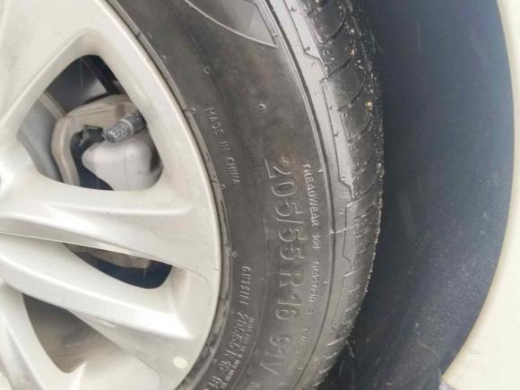 [无锡·粤S] 二手别克威朗2019款 三厢 20T 双离合领先型