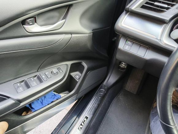 [佛山·粤E] 二手本田思域2016款 220TURBO CVT尊贵版