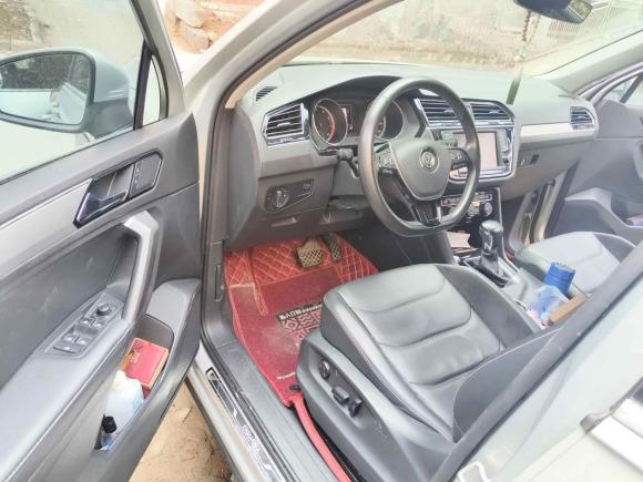 [济南·鲁A] 二手大众途观L2017款 330TSI 自动两驱豪华版