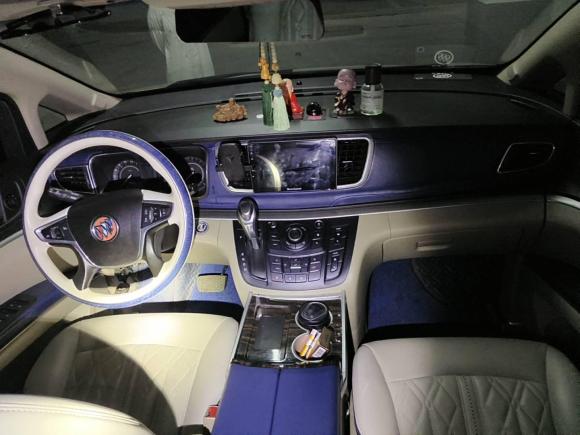 [南昌·赣A] 二手别克别克GL82017款 25S 豪华型 国V