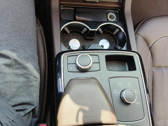 [上海·沪B] 二手奔驰奔驰GLE2017款 GLE 320 4MATIC 动感型