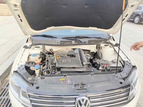 [青岛·鲁U] 二手大众朗行2017款 230TSI DSG舒适版