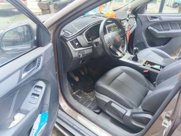 [南通·苏F] 二手荣威荣威RX52016款 20T 两驱手动旗舰版