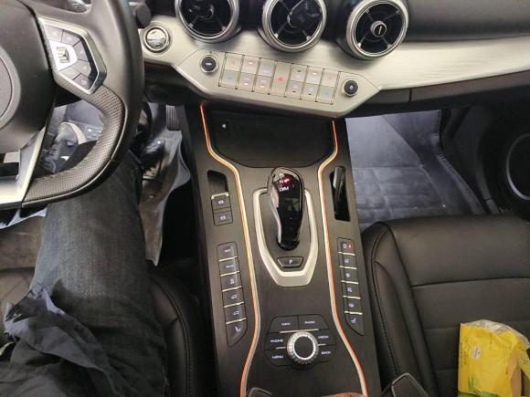 [南通·苏F] 二手魏牌魏牌 VV72021款 2.0T 科技版