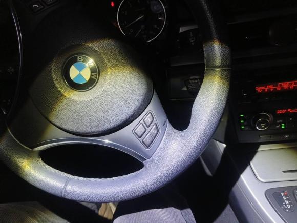 [上海·沪A] 二手宝马宝马3系2009款 325i双门轿跑车