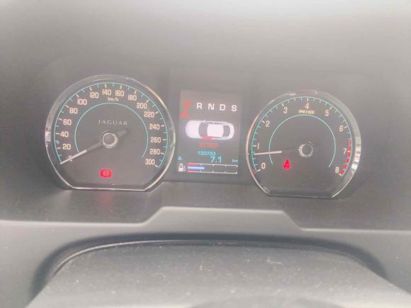 [深圳·粤B] 二手捷豹捷豹XF2012款 XF 3.0L V6风华版