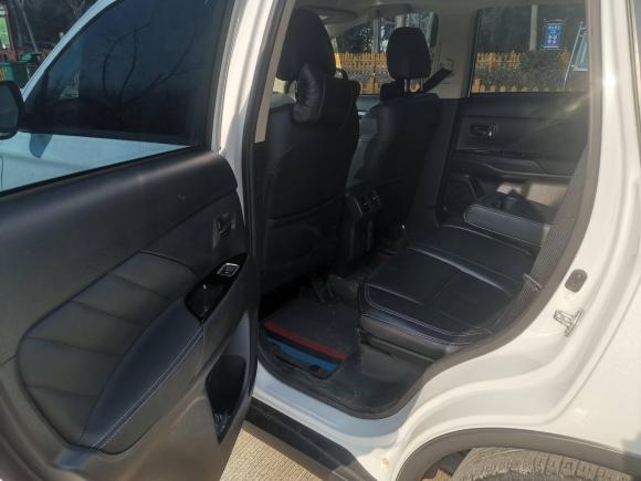 [济南·鲁A] 二手三菱欧蓝德2019款 2.0L 两驱畅享版 7座 国VI