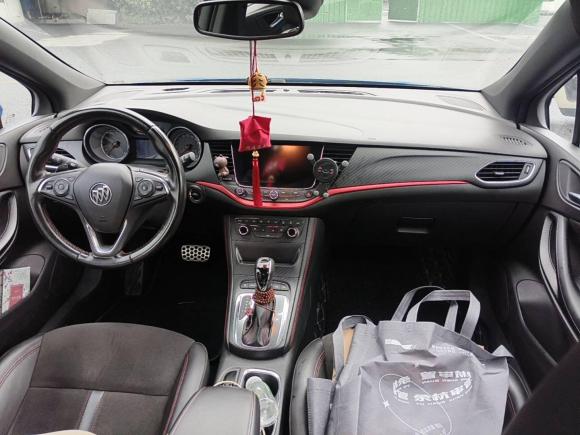 [杭州·浙A] 二手别克威朗2016款 两厢GS 20T 双离合纵情运动型