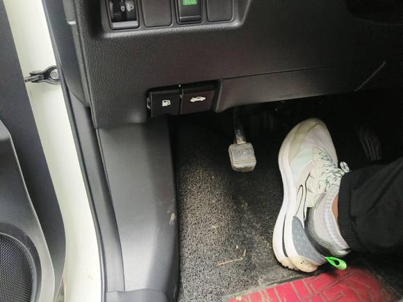 [上海·沪G] 二手日产奇骏2014款 2.0L CVT舒适版 2WD