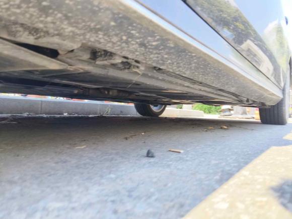 [南京·苏A] 二手奔驰奔驰E级2021款 改款 E 300 L 运动时尚型