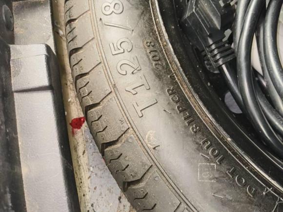 [广州·粤A] 二手威马汽车威马E.52021款 改款 500 即客行