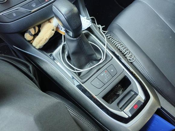 [上海·苏F] 二手标致标致4082016款 1.6T 自动豪华版