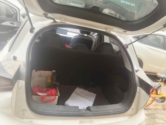 [武汉·云D] 二手吉利几何吉利几何E萤火虫2023款 320KM 乖帅虎 5座