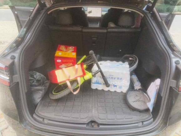 [上海·沪A] 二手特斯拉Model Y2021款 标准续航后驱版