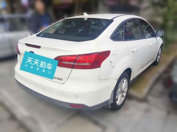 [苏州·苏E] 二手福特福克斯2018款 三厢经典 1.6L 手动风尚型智行版