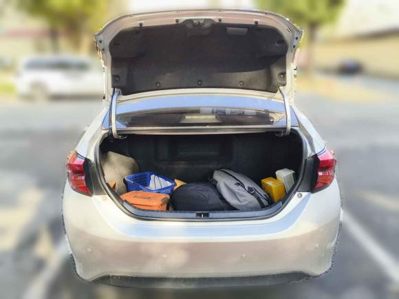 [上海·沪D] 二手丰田雷凌2017款 改款双擎 1.8H V E-CVT豪华版 国V