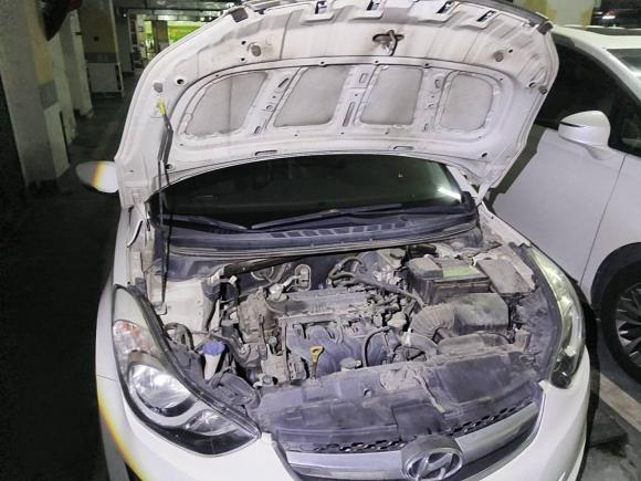 [上海·沪F] 二手现代朗动2015款 1.6L 自动尊贵型