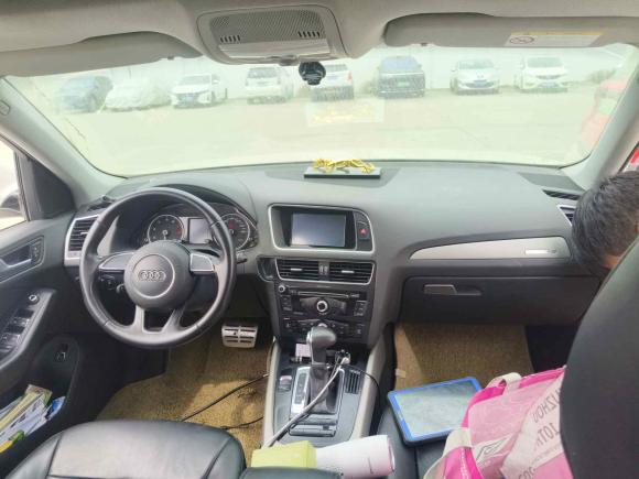 [广州·粤A] 二手奥迪奥迪Q52016款 40 TFSI 进取型