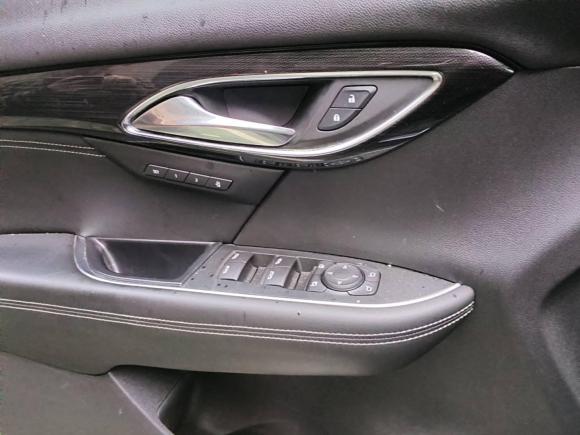 [上海·沪F] 二手别克昂科威2022款 昂科威S GS 两驱智享运动型