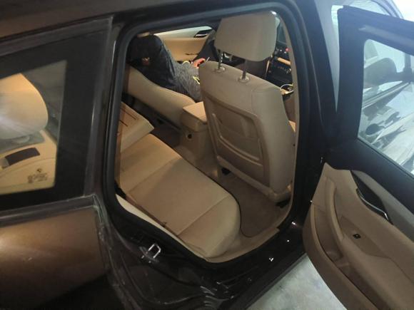 [广州·粤A] 二手宝马宝马X12014款 sDrive18i 领先型