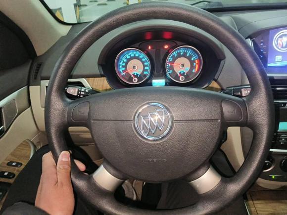 [南通·苏F] 二手别克凯越2015款 1.5L 自动经典型