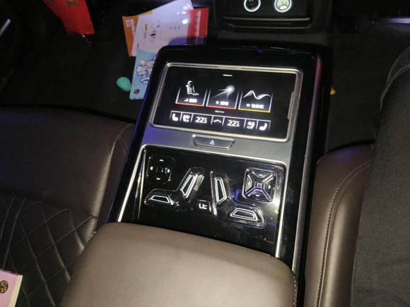 [深圳·粤B] 二手奥迪奥迪A82021款 A8L 50 TFSI quattro 豪华型