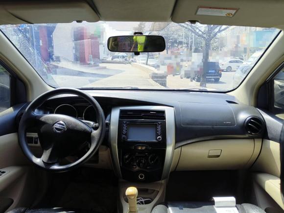 [青岛·鲁B] 二手日产骊威2013款 1.6XE 手动舒适版