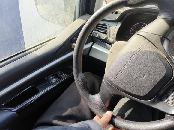 [杭州·浙A] 二手东风风行菱智2017款 M5L 1.6L 7座标准型