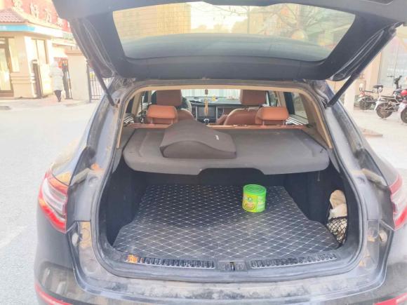 [青岛·鲁B] 二手众泰众泰SR92017款 2.0T 自动极致之梦版