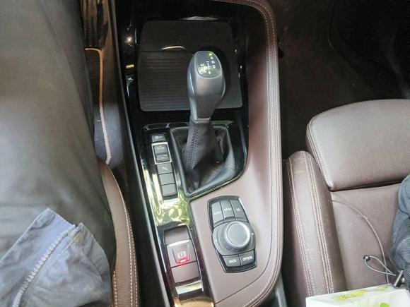 [广州·粤A] 二手宝马宝马X12016款 sDrive18Li 豪华型