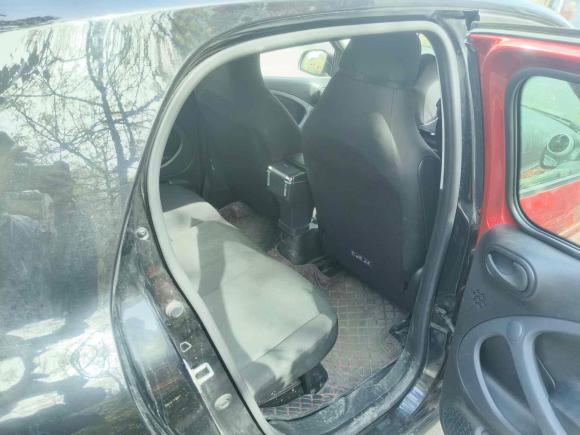 [西安·陕U] 二手smartsmart forfour2018款 1.0L 52千瓦灵动版