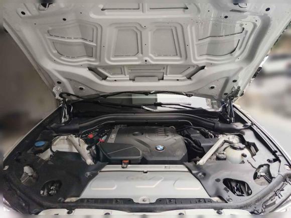 [南昌·赣A] 二手宝马宝马X32023款 xDrive30i 领先型 M曜夜套装
