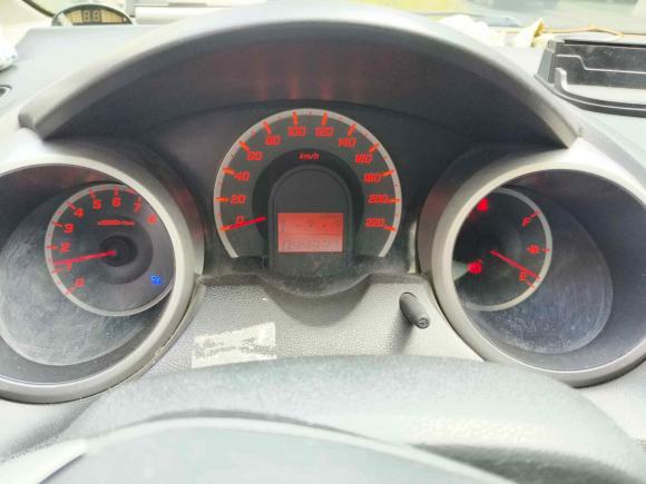 [苏州·苏E] 二手本田飞度2011款 1.3L 自动舒适版