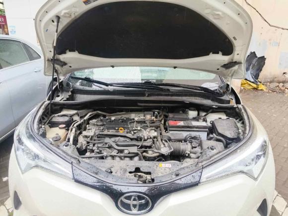 [上海·新Q] 二手丰田丰田C-HR2018款 2.0L 领先天窗版 国VI