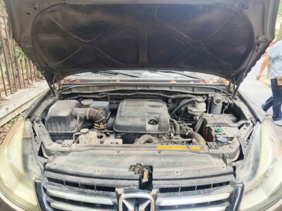 [上海·沪A] 二手江铃驭胜S3502013款 2.4T 自动两驱柴油豪华版5座