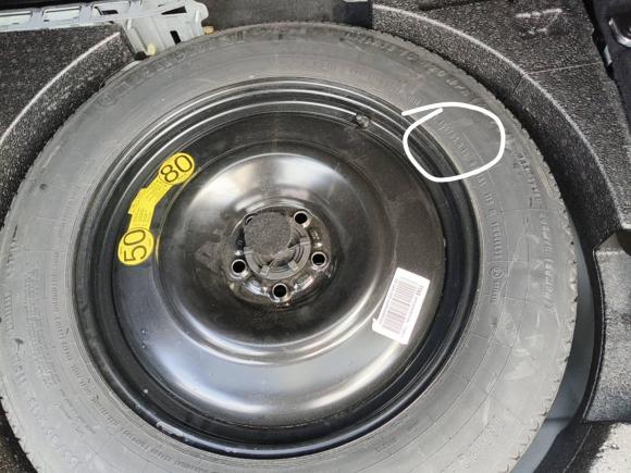 [温州·浙C] 二手路虎揽胜极光2014款 2.0T 5门耀动版