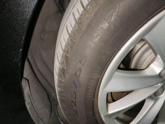 [苏州·苏E] 二手宝马宝马5系2011款 523Li 豪华型