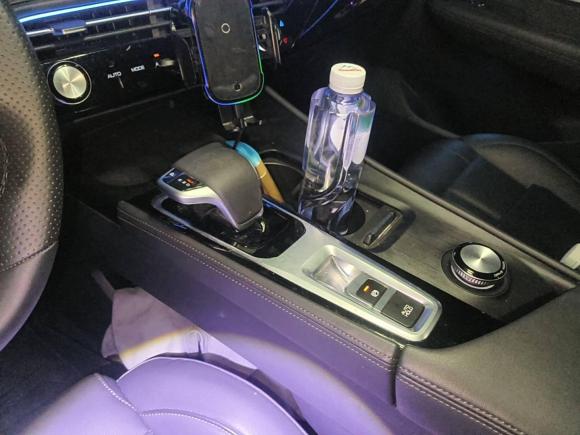 [武汉·鄂A] 二手东风风神皓极2022款 马赫双擎 1.5T MHD 敢梦版