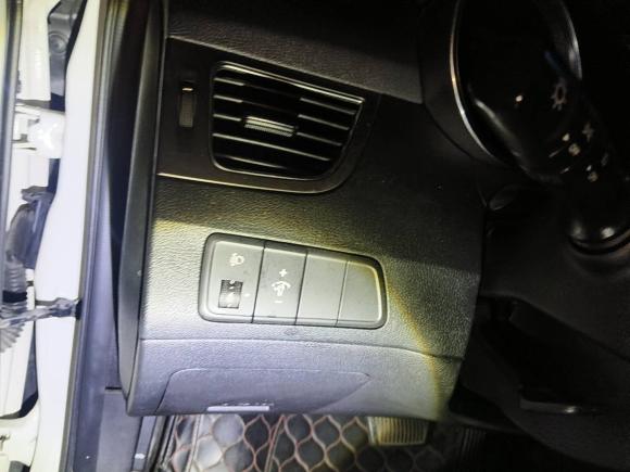 [成都·川A] 二手现代朗动2015款 1.6L 自动领先型