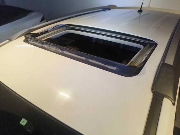 [武汉·鄂A] 二手别克昂科拉2015款 1.4T 自动两驱都市精英型