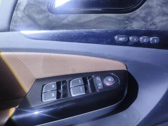 [深圳·粤B] 二手比亚迪唐新能源2015款 2.0T 四驱旗舰型