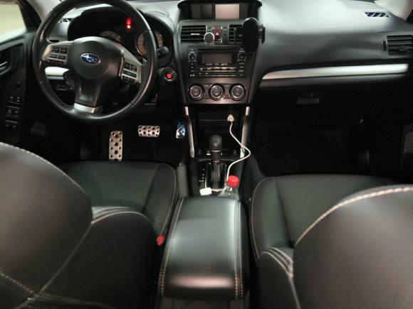 [上海·京F] 二手斯巴鲁森林人2013款 2.5i 自动尊贵版