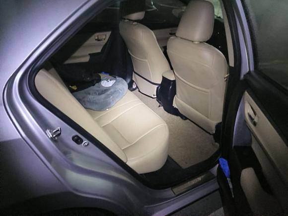 [深圳·粤B] 二手丰田雷凌2016款 双擎 1.8H GS E-CVT精英天窗版