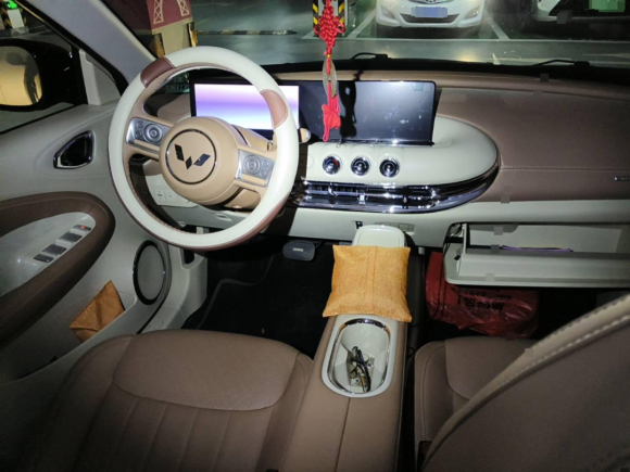 [无锡·苏B] 二手五菱汽车五菱缤果2025款 333km 灵犀尊享款